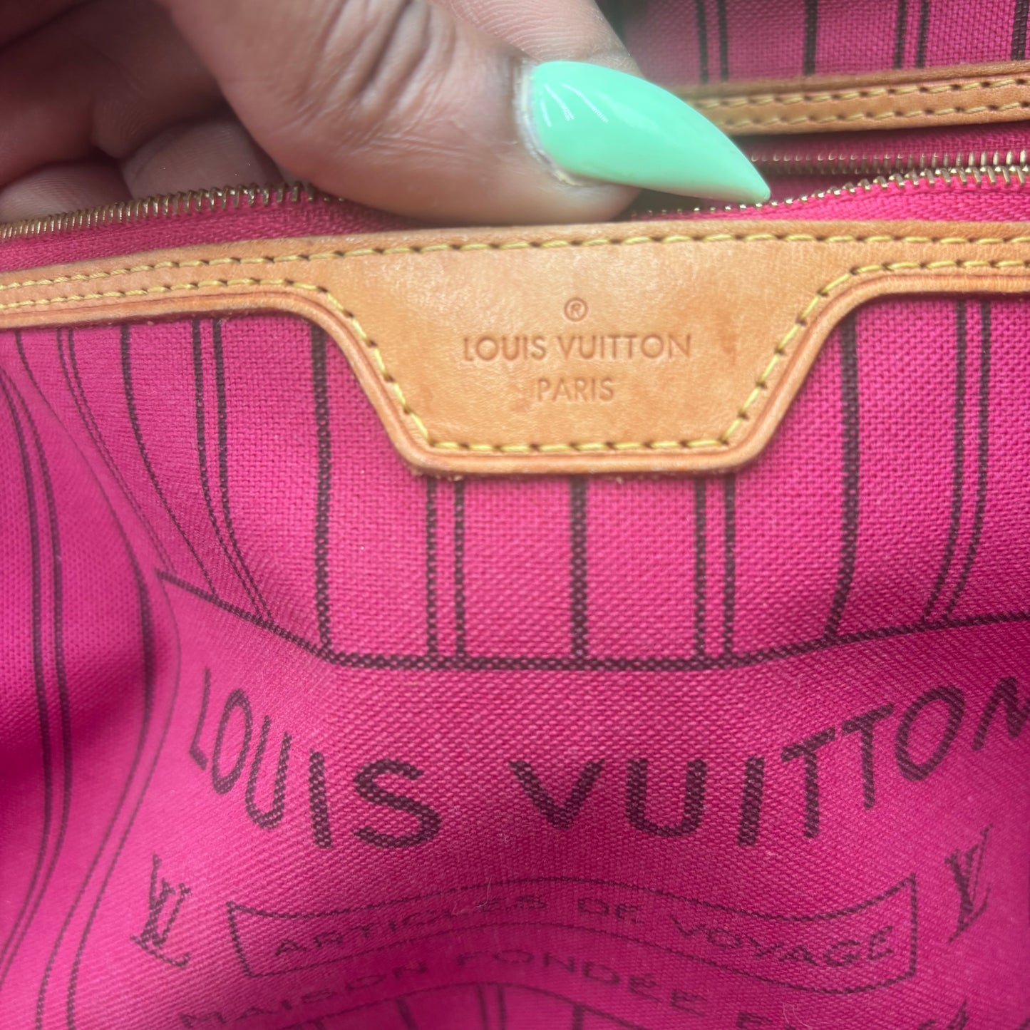 Louis Vuitton Neverfull Monogram MM Tote