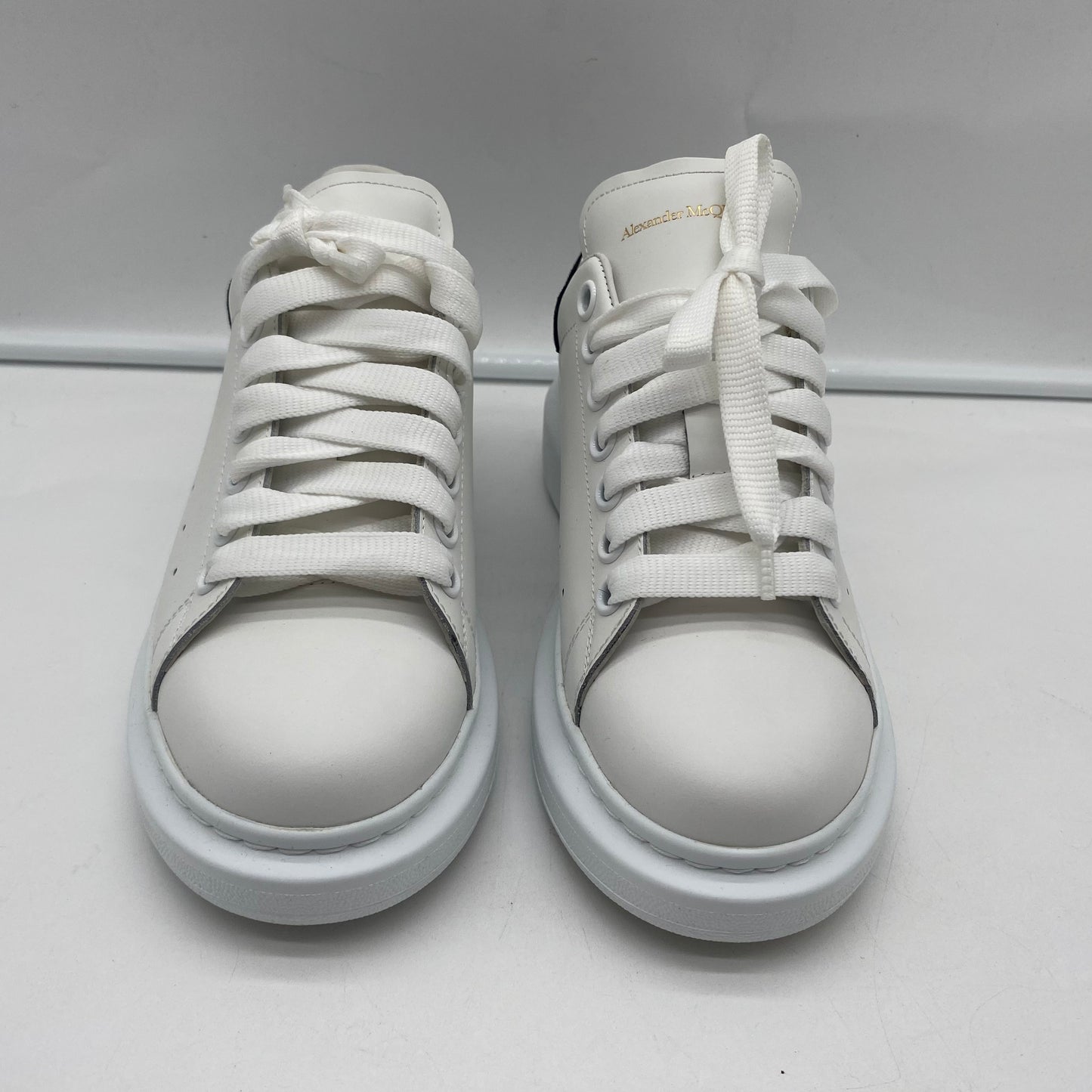 Alexander McQueen White/Black Sneaker