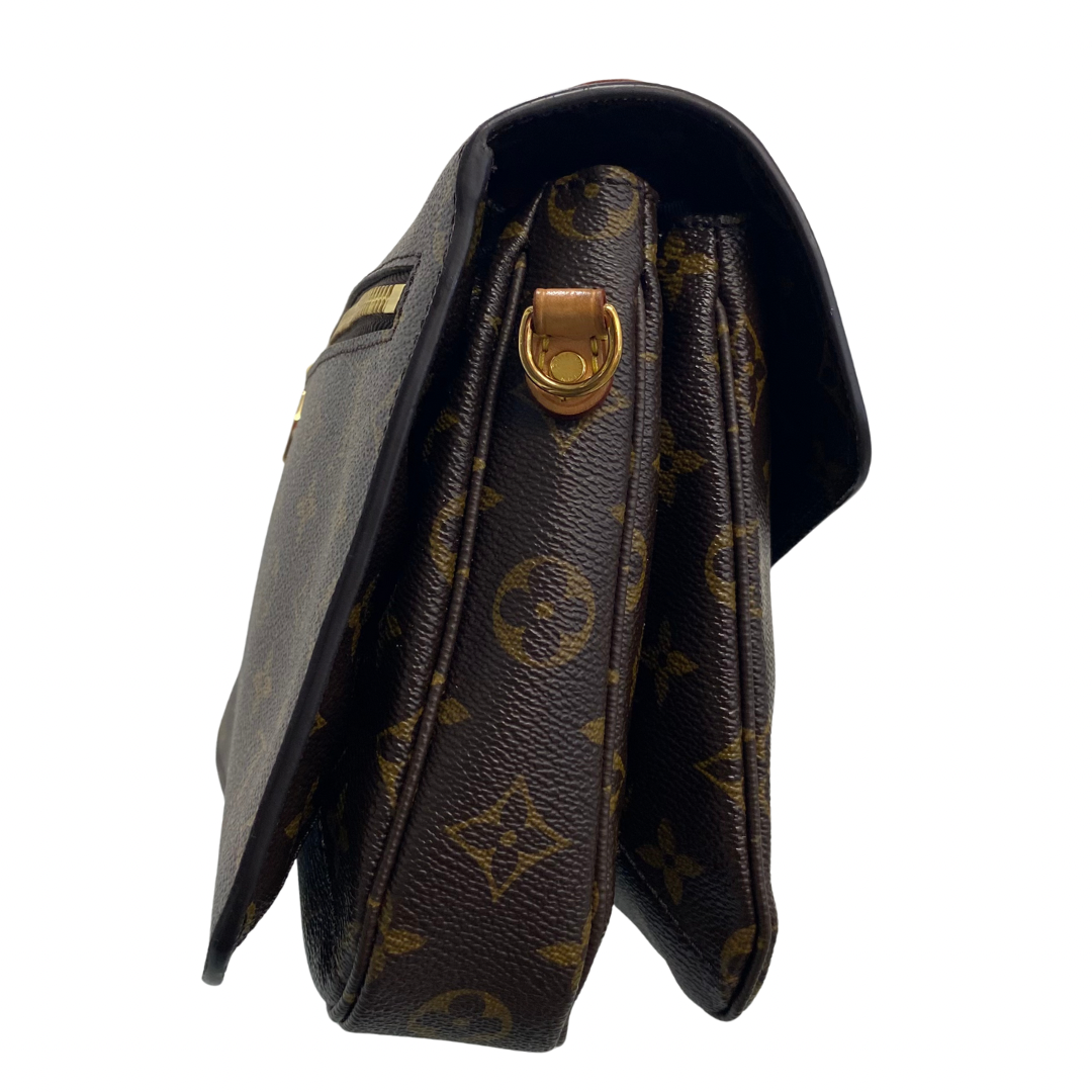 Louis Vuitton Monogram Pochette Metis