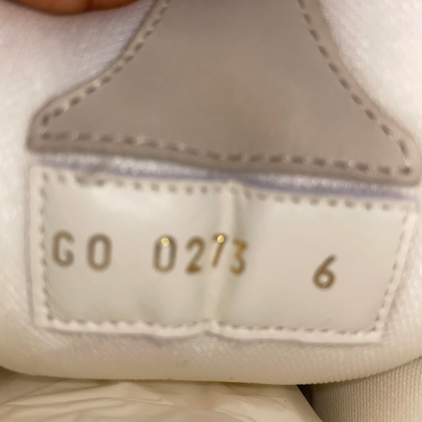Louis Vuitton Men's Beige Sneaker