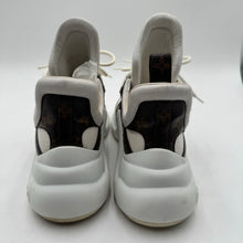 Load image into Gallery viewer, Louis Vuitton White Monogram Sneaker