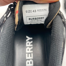 Load image into Gallery viewer, Burberry Black Arthur Sneakers