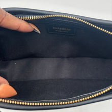 Load image into Gallery viewer, Burberry House Check Shoulder Bag