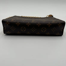 Load image into Gallery viewer, Louis Vuitton Damier Crossbody