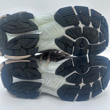 Load image into Gallery viewer, Balenciaga Black Sneaker