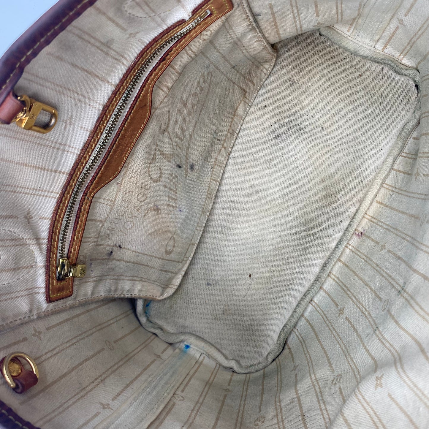 Louis Vuitton Neverfull PM