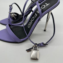 Load image into Gallery viewer, Tom Ford Purple Padlock Heel
