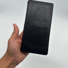Load image into Gallery viewer, Louis Vuitton Black Cardholder/Wallet