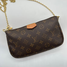 Load image into Gallery viewer, Louis Vuitton Chain Crossbody