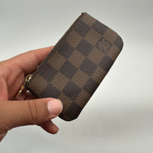 Load image into Gallery viewer, Louis Vuitton Damier Keychain