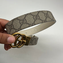 Load image into Gallery viewer, Gucci Marmont Reversible Belt