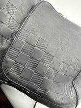 Load image into Gallery viewer, Louis Vuitton Black Sling bag