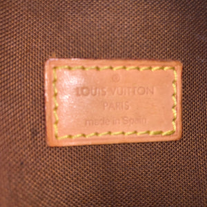 Louis Vuitton Monogram Messenger