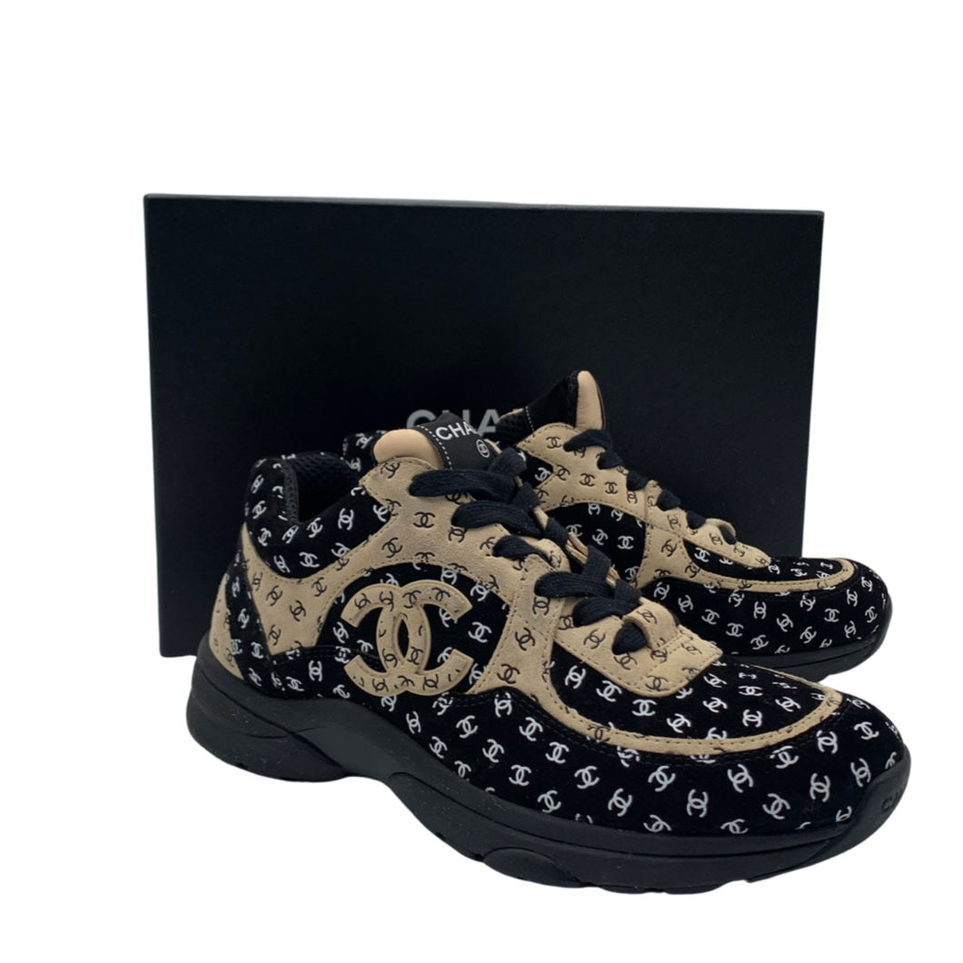 Chanel Beige/Black Sneaker