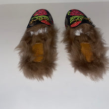 Load image into Gallery viewer, GUCCI FUR FLORAL SLIPPERS WOMEN&#39;S 36
