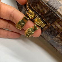 Load image into Gallery viewer, Louis Vuitton Waist bag