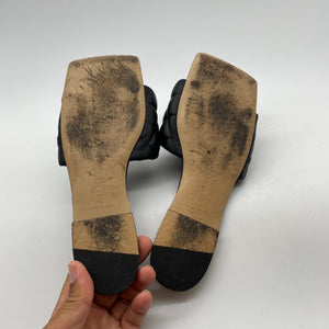 Bottega Black Sandal