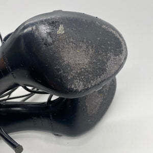 Yves Saint Laurent Black Heel
