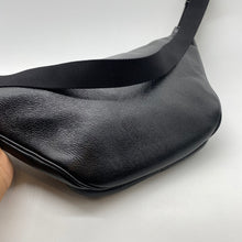 Load image into Gallery viewer, Balenciaga Black Belt Bag