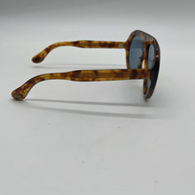 Load image into Gallery viewer, Gucci Brown/Black Sqaure Sunglasses