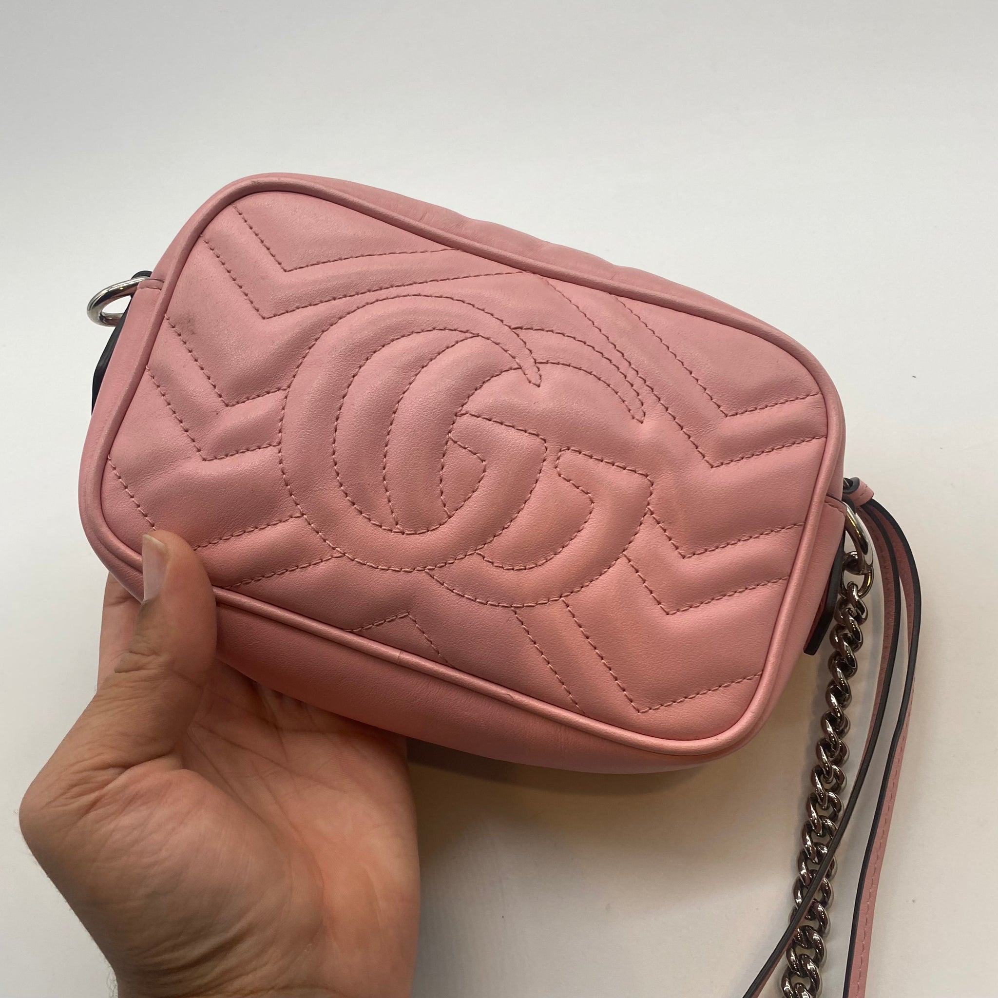 Gucci pink hot sale crossbody bag