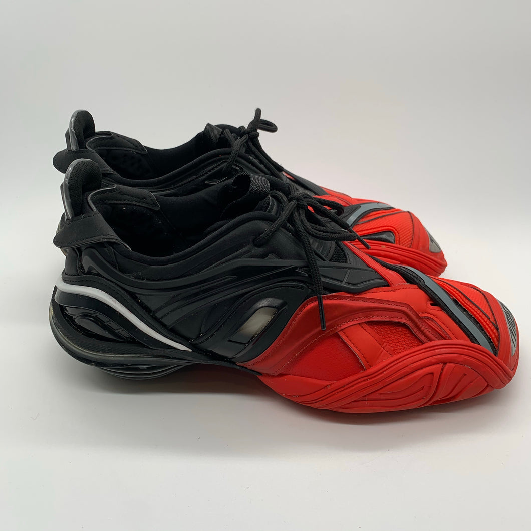 Balenciaga Black/Red Sneaker