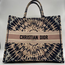 Load image into Gallery viewer, Dior Book Tote