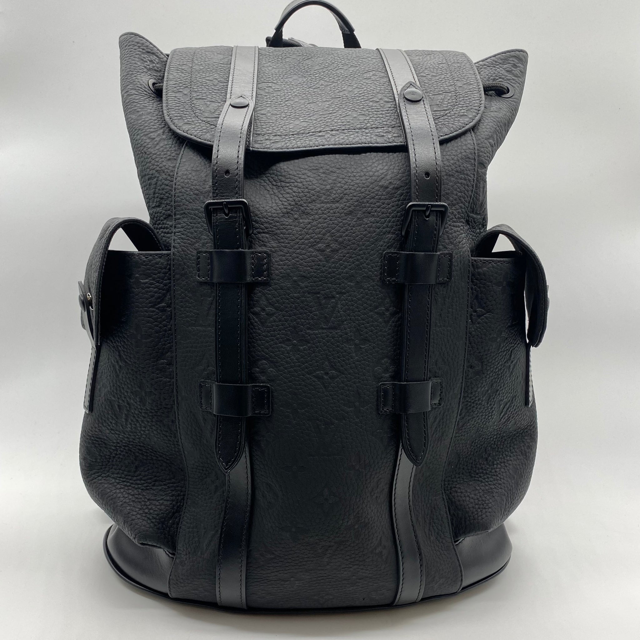 vuitton grey backpack