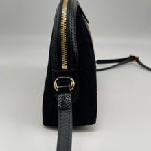 Load image into Gallery viewer, Gucci Black Shoulder Bag
