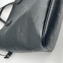 Load image into Gallery viewer, Louis Vuitton Black Leather Tote Bag